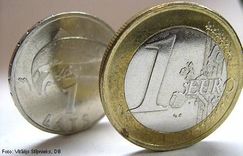 Eiro ieviešana neesot untums, bet ilgtermiņa stratēģiska apņemšanās