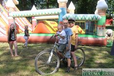 Bērnu dienā Lestenē /FOTO/