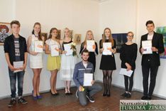 12 Tukuma Mākslas skolas audzēkņi atklāj savu pirmo izstādi /FOTO/