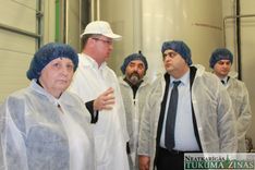 Jaunpilī viesojas Gruzijas lauksaimniecības ministrs Šalva Pipija