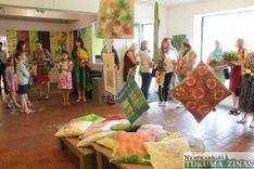 Vizuālās mākslas skolotāju kursu-plenēra darbi apskatāmi izstādē Tukumā