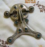 Zaļa vara pavadiņa…