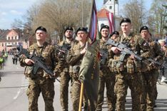 Valsts neatkarības svētki Saldū /FOTO/