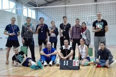 Sēmē aizvadīts labdarības turnīrs volejbolā