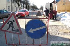 Aleksandra un Raiņa ielas siltumtrasē – avārija