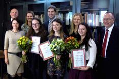 Veikalu tīkls Rimi piešķīris stipendijas Rīgas Ekonomikas augstskolas studentēm no Tukuma un Kandavas