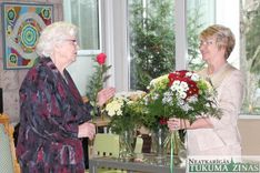 Skolotājai Tijai Kalniņai – 90