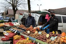 Tukuma tirgū sestdien – tikai pārtikas produkti