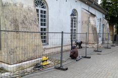 Turpinās Tukuma senākās baznīcas glābšanas darbi