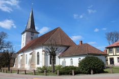 Vestards Šimkus ieskaņojis  Tukuma Sv. Trīsvienības baznīcas torņa melodijas