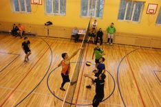 Tumē aizvadīts Vecgada volejbola turnīrs