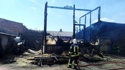 Slampē ugunsgrēkā cietis cilvēks