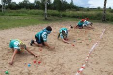 Viesatas svētkus svinēja 