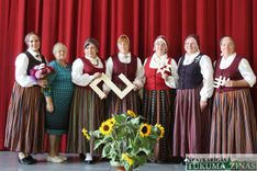 Viesatu folkloras kopa nosvinējusi savu pirmo piecgadi