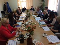 Spriež par sociālo dienestu apvienošanu