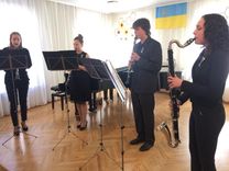 Tukuma mūzikas skolas koncertā «Sirsnībā Ukrainai»