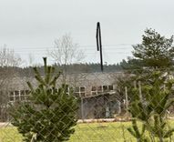 Milzkalnes katla mājai nolūzis skurstenis