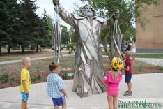 Atklāts «Zušu ciema» parks Engurē/FOTO/