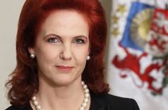 Saeimas priekšsēdētājas Solvitas Āboltiņas apsveikums 1. septembrī