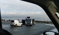 Avārija Tukums-Jelgava aplī /papildināts ar VIDEO/