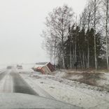 Autobusa avārija netālu no Pienavas /Papildināts 18.00/