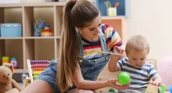 Bērnu pieskatīšanas pakalpojumu nodrošināšanai pašvaldībās piešķirs ES fondu finansējumu 16,27 milj. eiro apmērā 