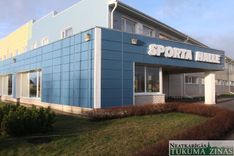 Jaunie basketbolisti sacenšas Kandavā