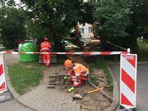 Beidzot sakārto celiņu mājas Meža iela 2 galā