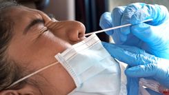 Attālinātā mācīšanās turpināsies; palielinās testēšanas apjomus/PAPILDINĀTS/