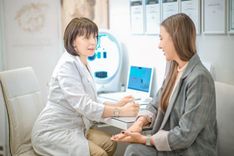 Pazīmes, kas liecina, ka nepieciešama dzimumzīmju pārbaude pie dermatologa