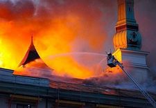 Pēc ugunsgrēka Rīgas pilī pārbauda ugunsdrošību muzejos un kultūrvēsturiskos objektos