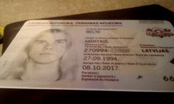 Visiem eID saņēmējiem būs pieslēgts eParaksts