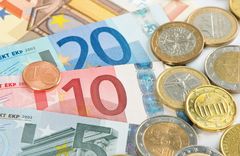 Tukumā notiks seminārs «Eiro ieviešana Latvijā un bankas pakalpojumu pieejamība»