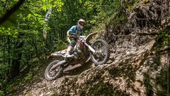 Gatavojas enduro sacensībām Dzirciemā