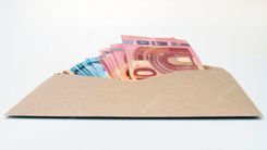 Kāpēc jāmaksā pabalsts bijušajiem pašvaldību vadītājiem?