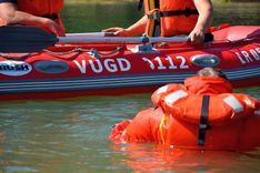 Lapmežciemā izglābj cilvēku, Jaunpilī zog dārgu tehniku