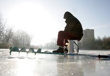 Sestdien noslīcis zemledus makšķernieks