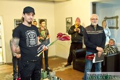 Tukuma galerijā «Durvis» atklāta izstāde ar fotoaparātu kolekciju un fotogrāfu attēliem /FOTO/