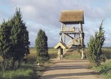 Turpinām sumināt  Miķeļus un skrienam takās. Nedēļas nogalē Tukuma pusē