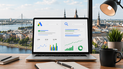 Google Ads vai SEO – kuru izvēlēties mazam uzņēmumam Latvijā