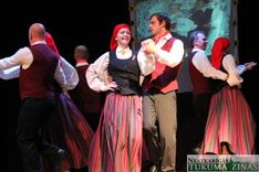 Valsts svētku ieskandināšana Matkulē /FOTO/