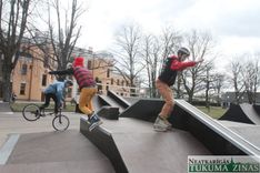 Kandavas skeitparkā sezona atklāta /FOTO/