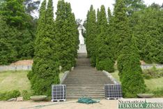 Rekonstruē piemiņas vietu Kalna Kapos