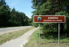 Ķemeru nacionālajā parkā Slampes pagastā meklē apmaldījušos sievieti /papildināts/