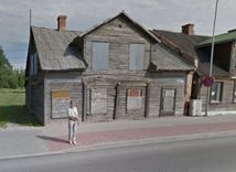 Tukumā nojauks graustu Kurzemes ielā