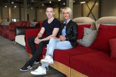 Durvis vēris Tukumā lielākais jaunu, mazlietotu un lietotu mēbeļu veikals