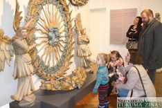 Tukuma muzejā atklāta izstāde «Ak, svētā Lestene» /FOTO/