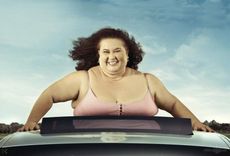 Svētkos gana daudz dzerts, arī braukts dzērumā un pa mašīnas lūku izkritis pasažieris