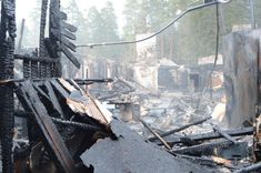 Tukumā nodegusi galdniecības ēka