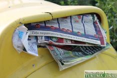 Tukumā problēmas ar pārpildītu šķiroto atkritumu konteineru izvešanu